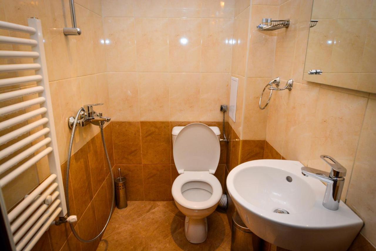 Guest House Vrazhdebna Sofia Exterior photo