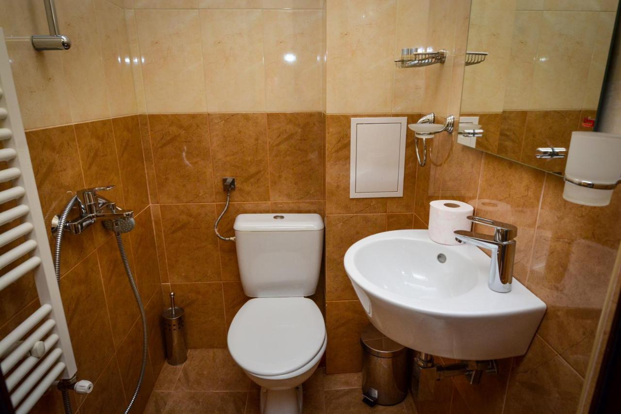 Guest House Vrazhdebna Sofia Exterior photo
