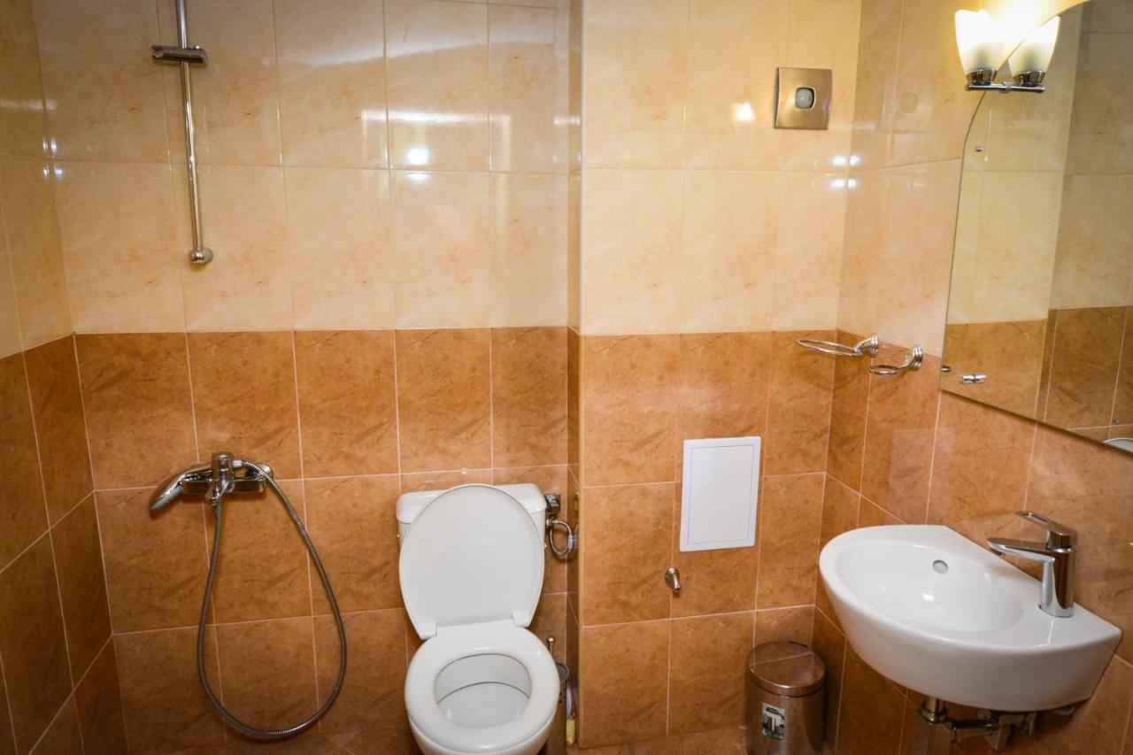 Guest House Vrazhdebna Sofia Exterior photo